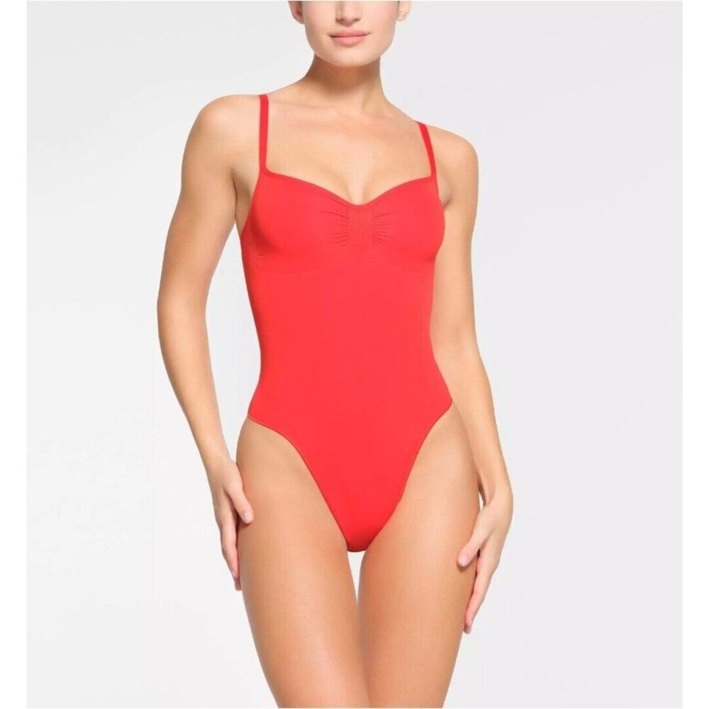 Skims Seamless Sculpt Thong Bodysuit SMALL NWT